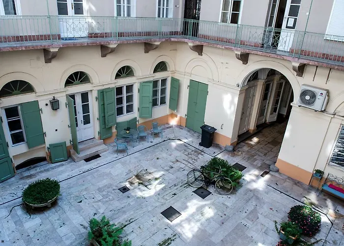 Regiposta Street- City Center